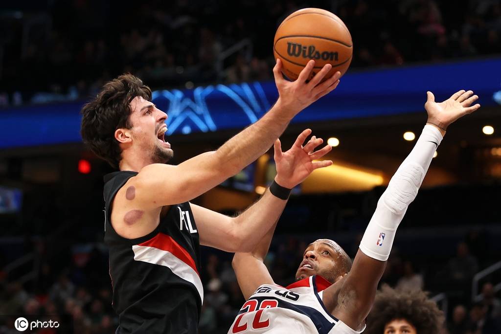 杨瀚森6分5板1助攻夏普31分 开拓者不敌奇才